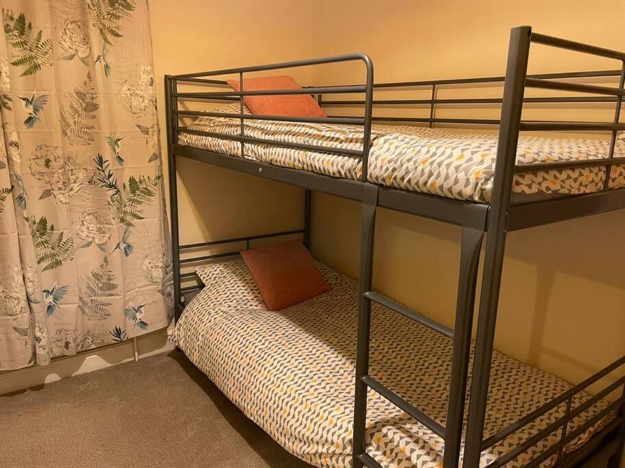 Gloucester Rd 2 Mins Away - Fab, New, Trendy House Bristol Eksteriør billede
