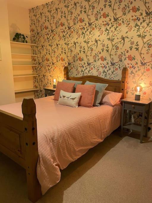Gloucester Rd 2 Mins Away - Fab, New, Trendy House Bristol Eksteriør billede